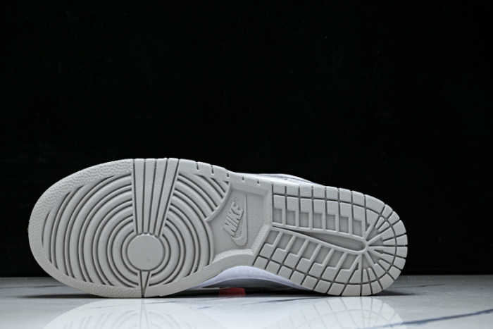 nike sb dunk low Svp*me 94 white metallic silver  hq8487-100