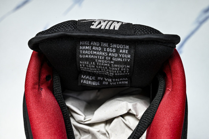 nike sb dunk low  Svp*me 94 black  hq8487-001