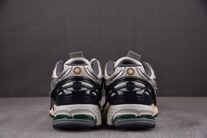 New Balance  1906A Tech Explosion  M1906AD