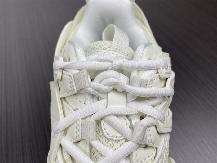 BLCG Track Trainer White Glow In The Dark  542436 W3CR1 9000