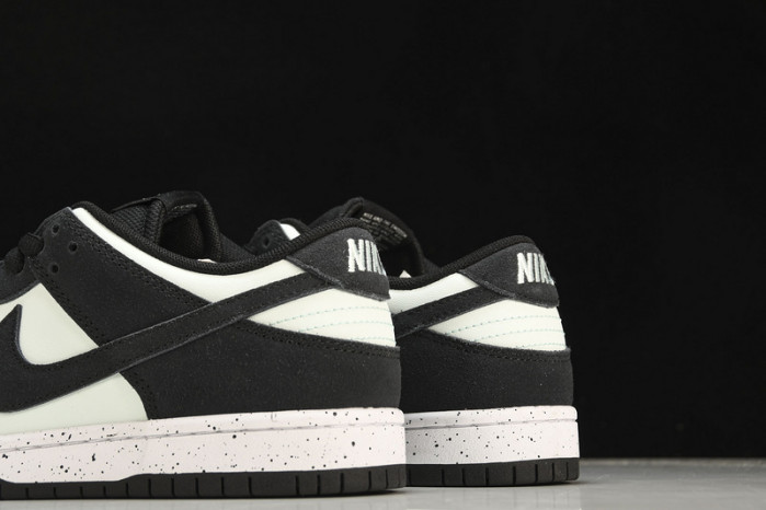 Nike SB Dunk Low  Prm 854866-003