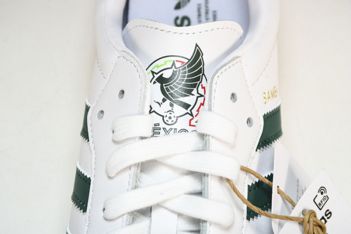 Ad1d*s samba og  hq7036