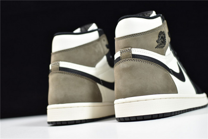 AIR Jordan 1 Retro High Dark Mocha 555088-105