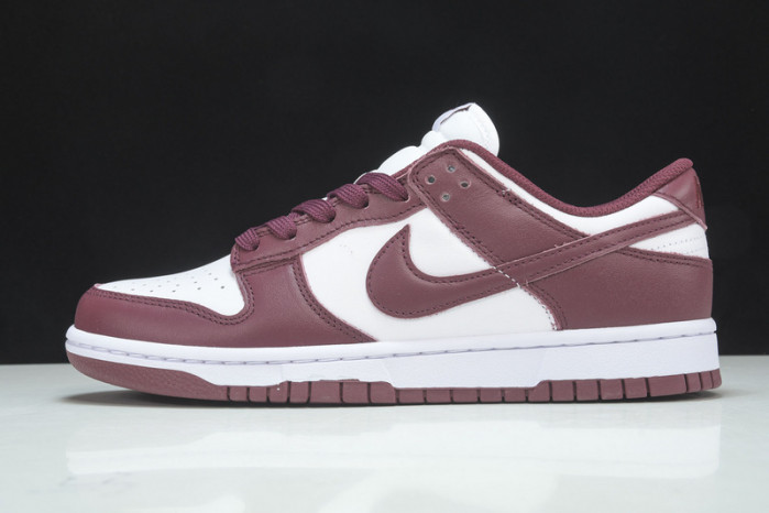 Nike Dunk Low Bordeaux (W) DD1503-108