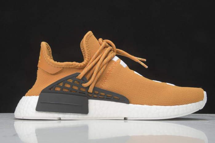 Ad1d*s nmd r1 pharrell hu hue man tangerine  bb3070