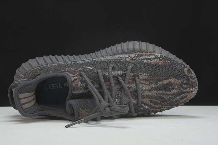 ad1d*s  Y**zy boost 350 v2 mx rock gw3774