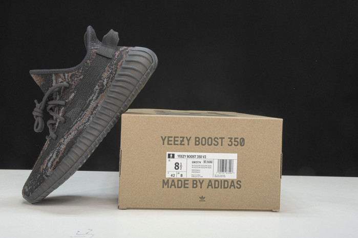 ad1d*s  Y**zy boost 350 v2 mx rock gw3774