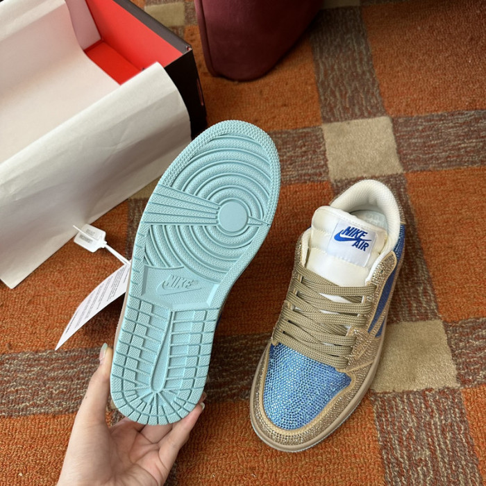 AIR JORDAN 1 RETRO  AJ-32