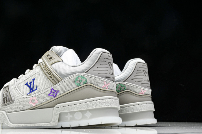 LV SNEAKER LOW FOR-LV223