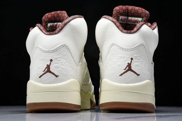 Air Jordan 5 "El Grito" Sail and Dark Pony HF8833-100