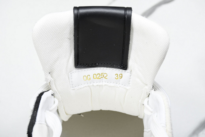 LV SNEAKER LOW FOR-LV188