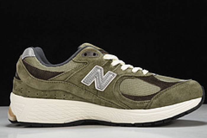 New Balance yeeshoes  M2002RHN