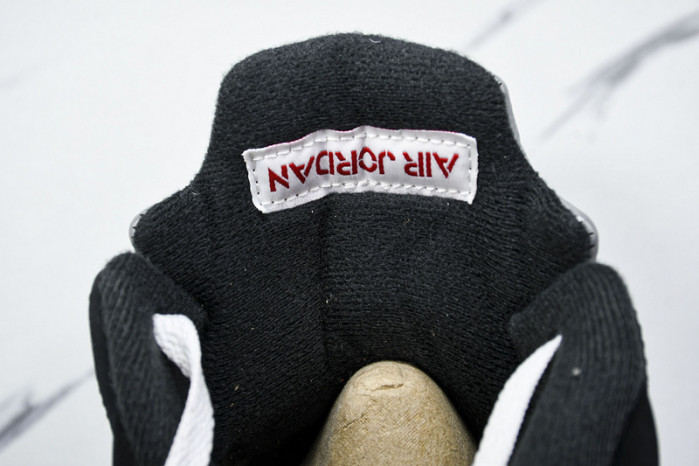 Air Jordan 5 “Black Metallic Reimagined”  HF3975-001