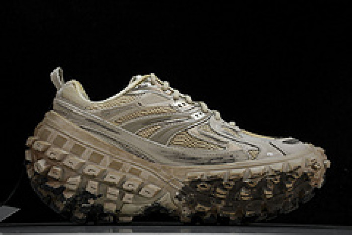 BLCG    Defender Rubber Platform Sneakers W2RAF 9700