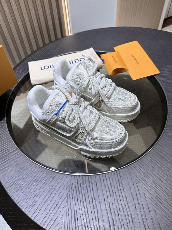 LV SNEAKER LOW FOR-LV44