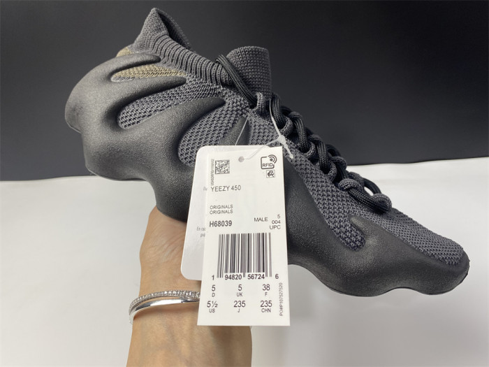 ad1d*s Y**zy 450 “dark slate”