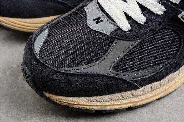 New* Balance WL2002 M2002RHO