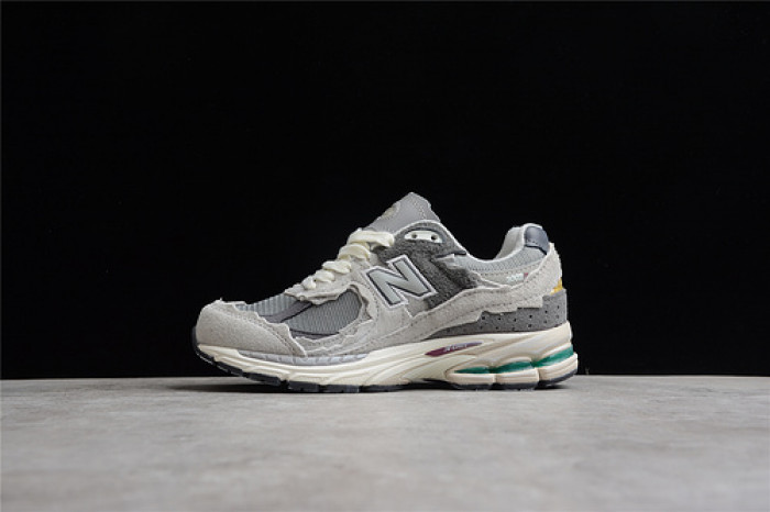 New Balance 2002R “Protection Pack”  M2002RDA