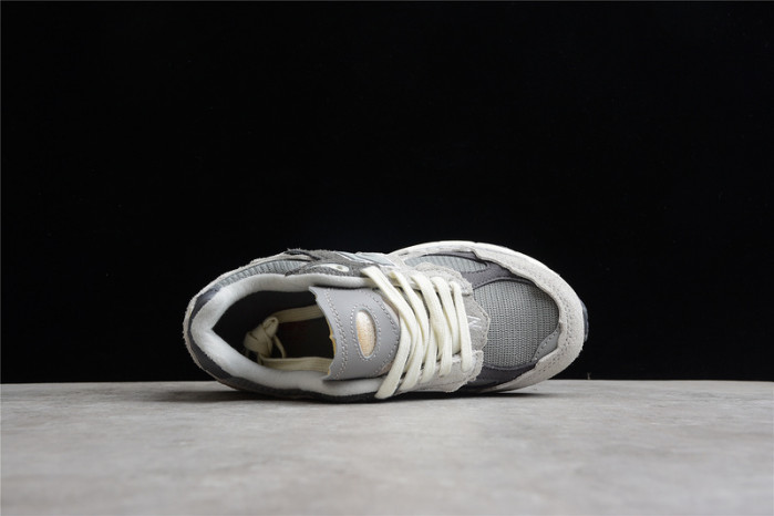 New Balance 2002R “Protection Pack”  M2002RDA