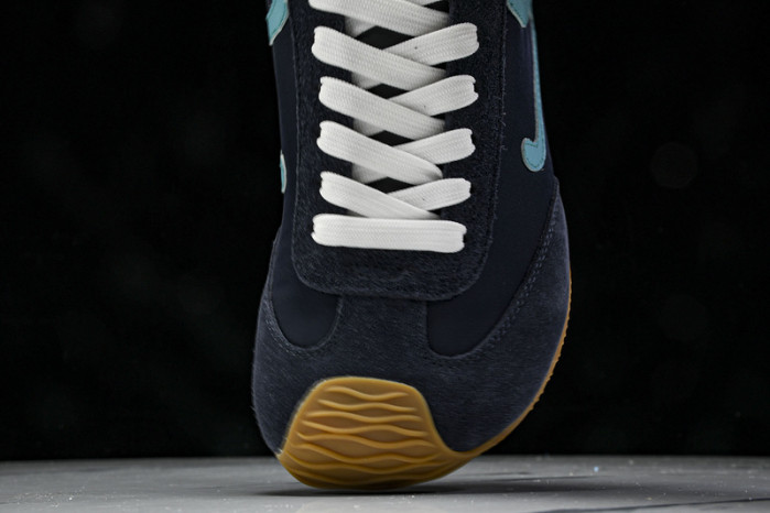 L*0ewe Ballet Runner  LW-FOR06