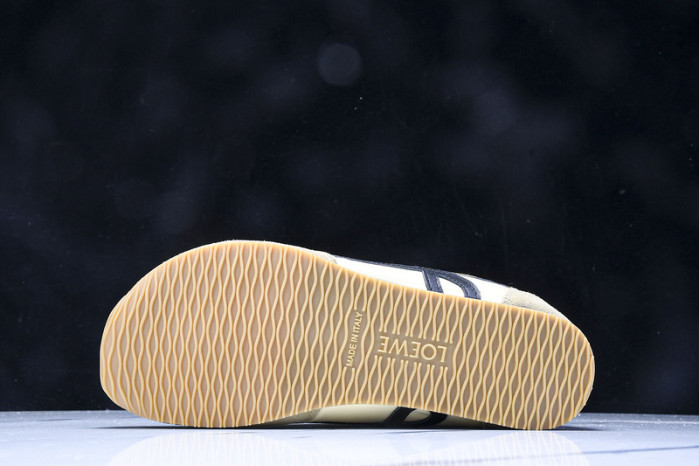 L*0ewe Ballet Runner  LW-FOR11