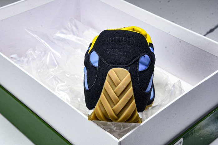 b0tt*ga Ven*ta  sneaker