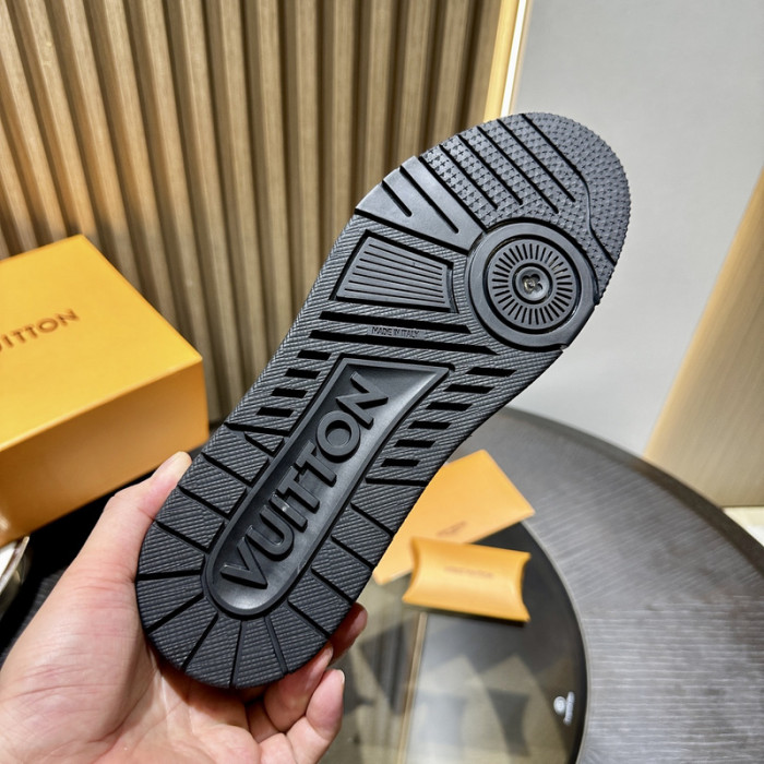 LV SNEAKER TRAINER   FOR-LV322