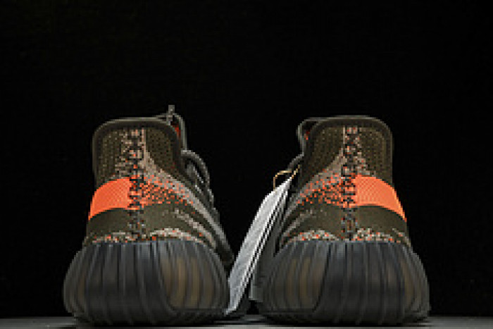 Y**zy 350 v2  “dark beluga”  hq7045