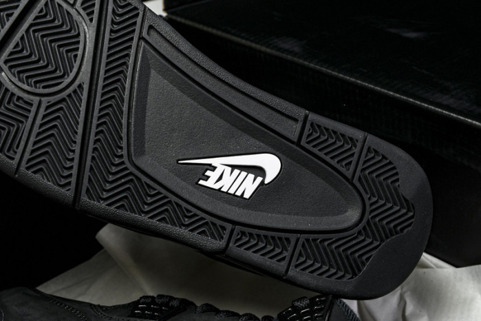 AIR JORDAN 4 RETRO BLACK CAT (2025)  FV5029-010