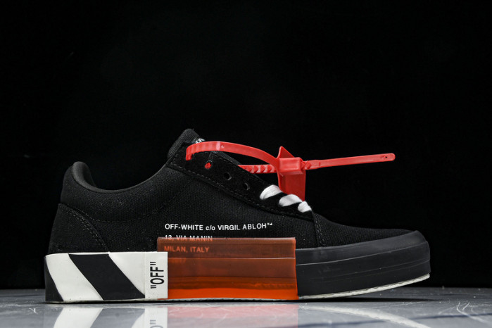 OF X  c/o Virgil Abloh Vulc Low Top 070902