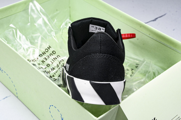 OF X  c/o Virgil Abloh Vulc Low Top 070902