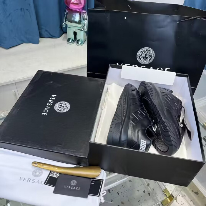 VERS SNEAKERS   23112901