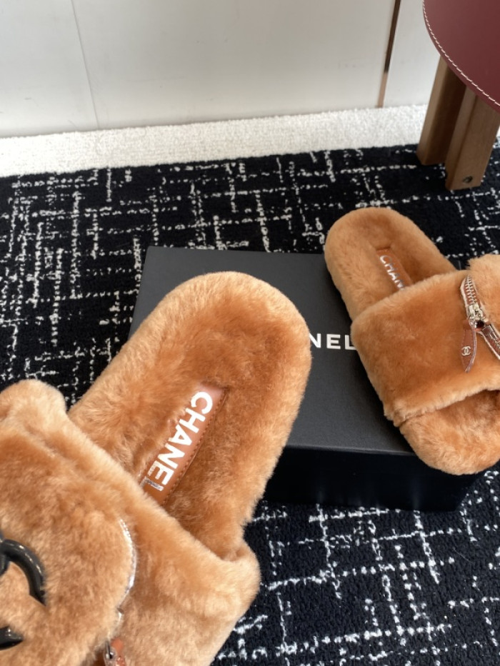 CH*NEL SLIPPERS
