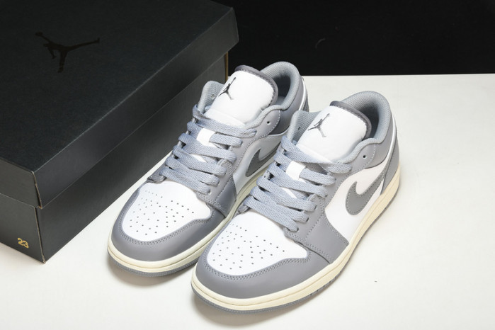 Nike Air Jordan 1 Low 553558-053