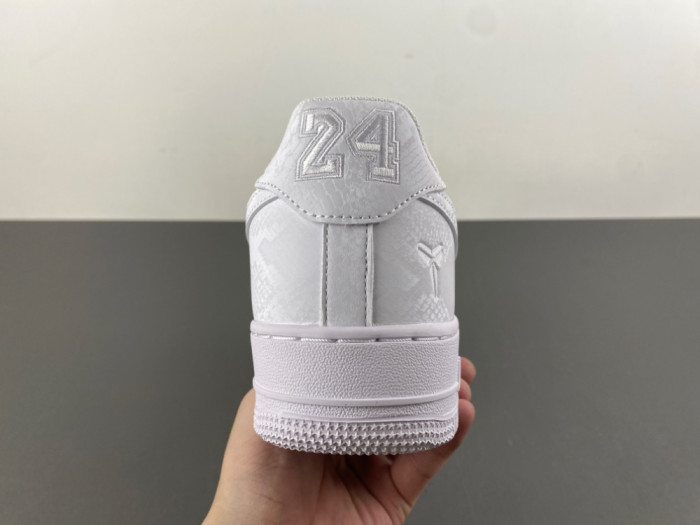 Kobe Air Force 1 Low  IB0018-100