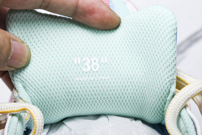 OF C/O  SNEAKER  FOR-91401