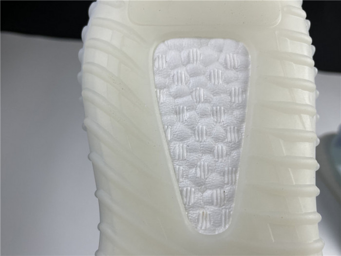 ad1d*s Y**zy boost 350 v2 