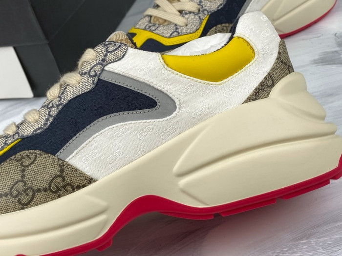 Gv*c rhyton vintage trainer sneaker 619891 99wf0 4370