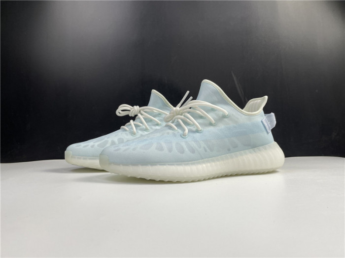 ad1d*s Y**zy boost 350 v2 'mono ice'  gw2869