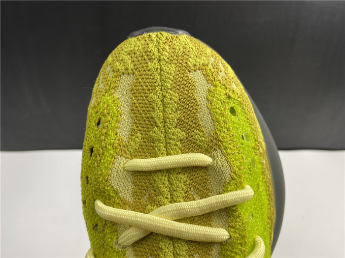 ad1d*s Y**zy boost 380 hylte glow fz4990