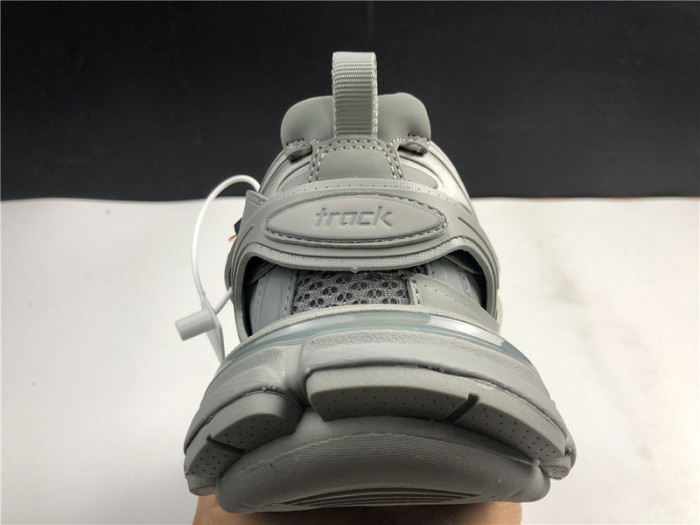 BLCG Track Trainer Grey 542436 W2LA1 3253