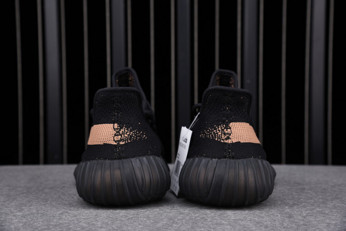 ad1d*s Y**zy boost 350 v2 core black copper by1605