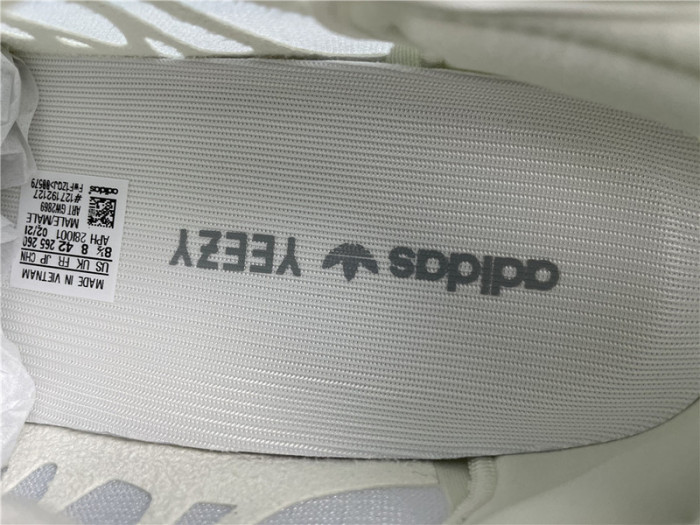 ad1d*s Y**zy boost 350 v2 