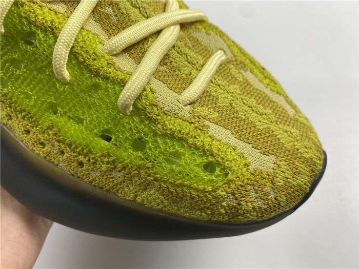 ad1d*s Y**zy boost 380 hylte glow fz4990