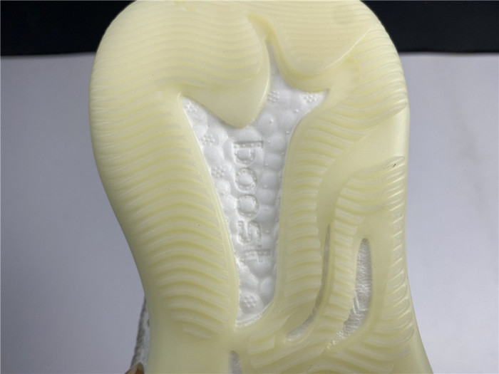 ad1d*s Y**zy boost 380 calcite glow gz8868