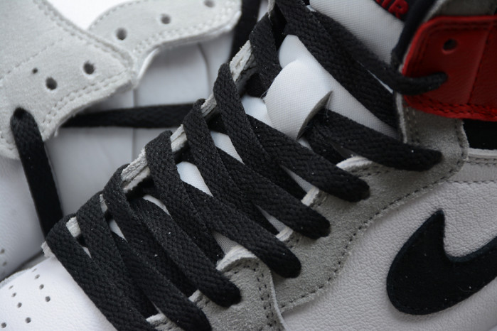 Air Jordan 1 Retro High Light Smoke Grey 555088-126