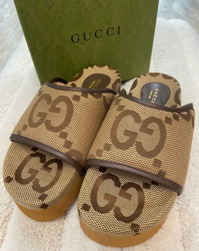 Gv*c slippers